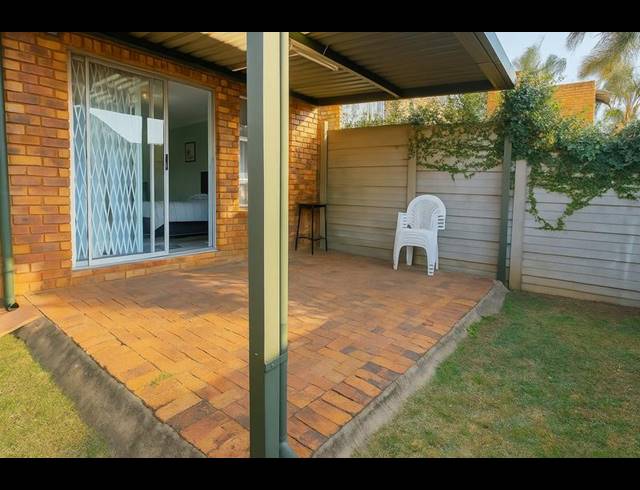 2 BEDROOM TOWNHOUSE FOR SALE IN HIGHVELD